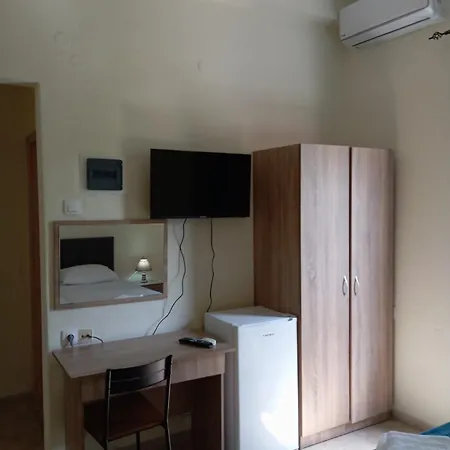 Guest house Mirkashouse *