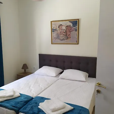 Guest house Mirkashouse